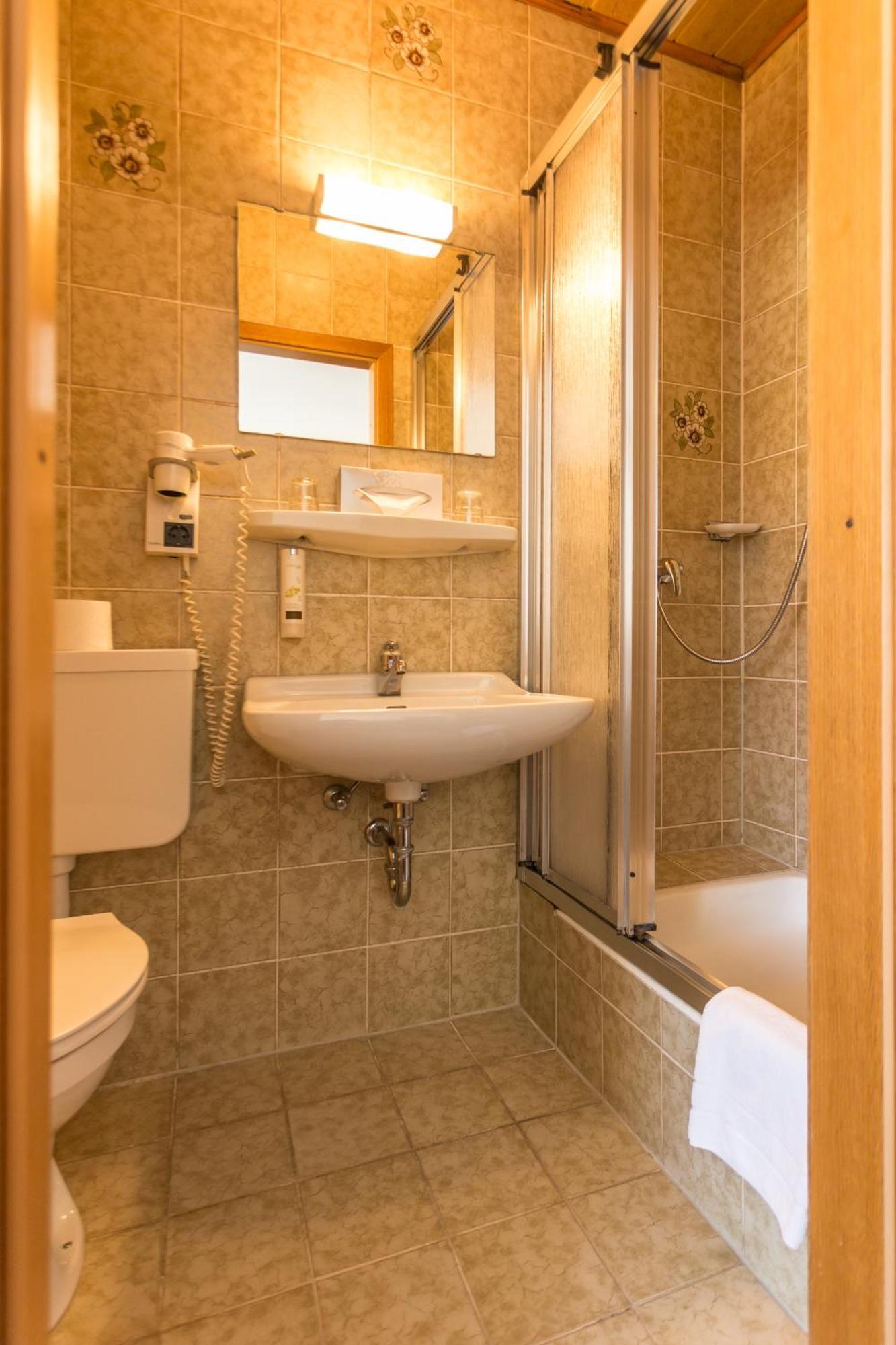 Löwen Hotel 3*