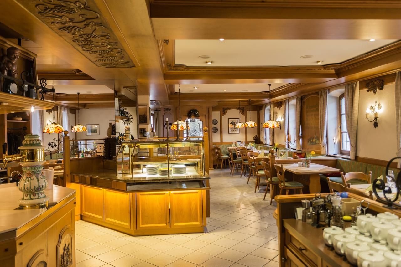Löwen Hotel 3*